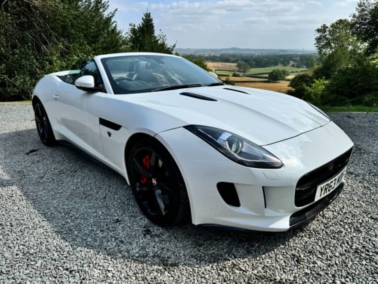 A null JAGUAR F-TYPE 5.0 V8 S 2d 495 BHP