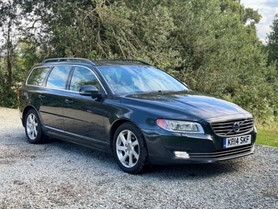 A null VOLVO V70 1.6 D2 SE NAV 5d 113 BHP