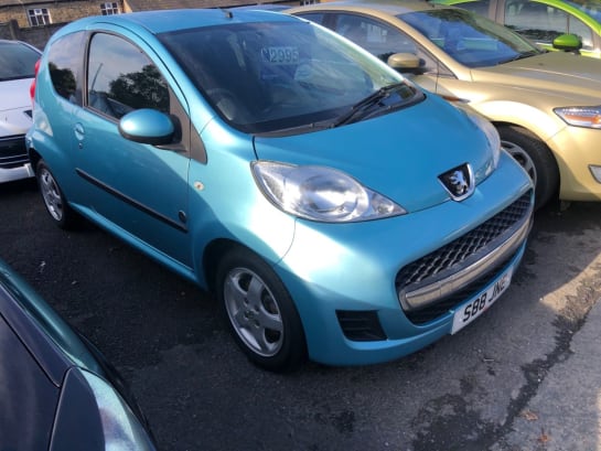 A null PEUGEOT 107 1.0 ENVY 3d 68 BHP