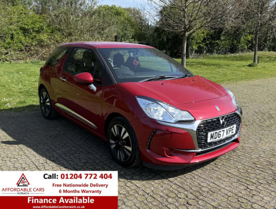 A null DS AUTOMOBILES DS 3 1.2 PureTech Chic Hatchback 3dr Petrol Manual Euro 6 (82 ps) 2 Keys, Full S
