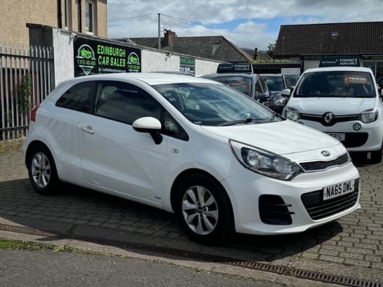 A 2015 KIA RIO SR7