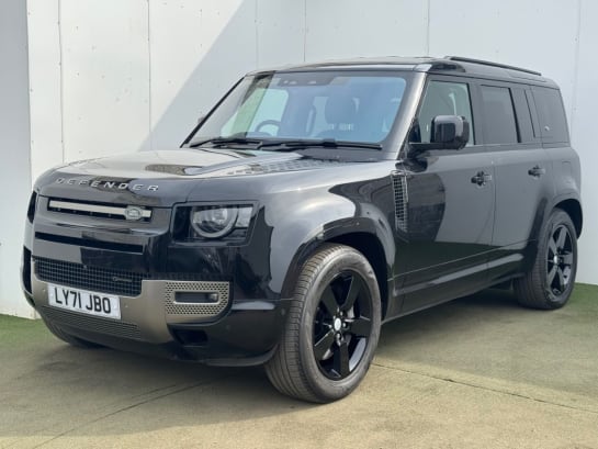 A null LAND ROVER DEFENDER 2.0 P400e 15.4kWh X-Dynamic SE SUV 5dr Petrol Plug-in Hybrid Auto 4WD Euro
