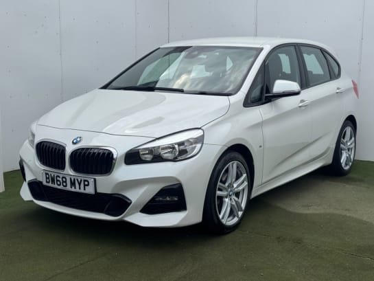 A null BMW 2 SERIES ACTIVE TOURER 2.0 220i GPF M Sport MPV 5dr Petrol DCT Euro 6 (s/s) (192 ps)