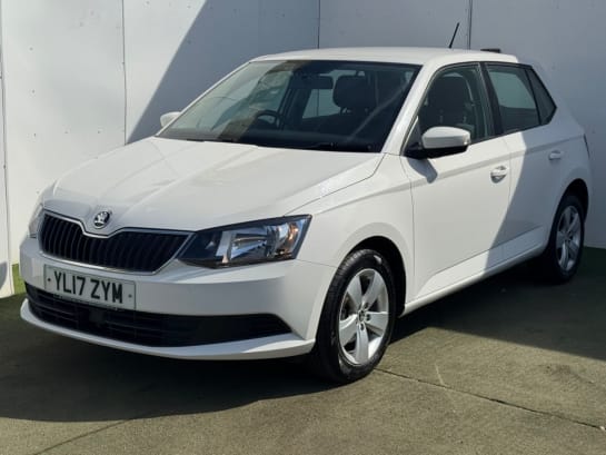 A null SKODA FABIA 1.0 TSI SE Hatchback 5dr Petrol Manual Euro 6 (s/s) (95 ps)