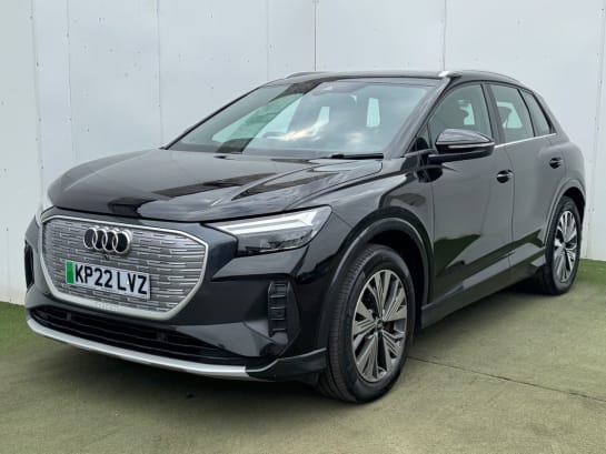 A null AUDI Q4 E-TRON 40 Sport SUV 5dr Electric Auto 82kWh (204 ps)