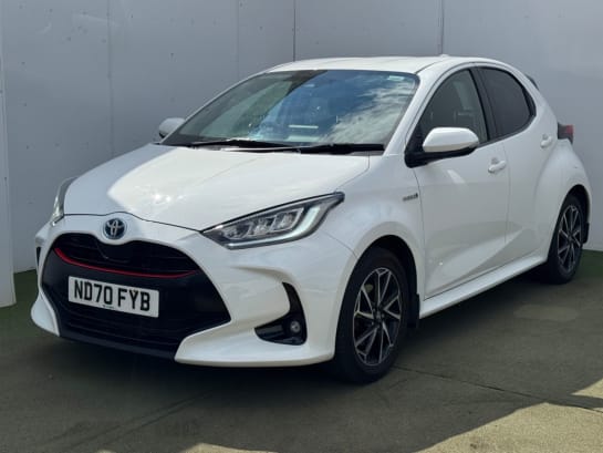 A null TOYOTA YARIS 1.5 VVT-h Design Hatchback 5dr Petrol Hybrid E-CVT Euro 6 (s/s) (116 ps)