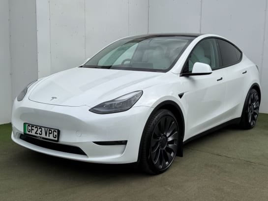 A null TESLA MODEL Y (Dual Motor) Performance SUV 5dr Electric Auto 4WDE (426 bhp)