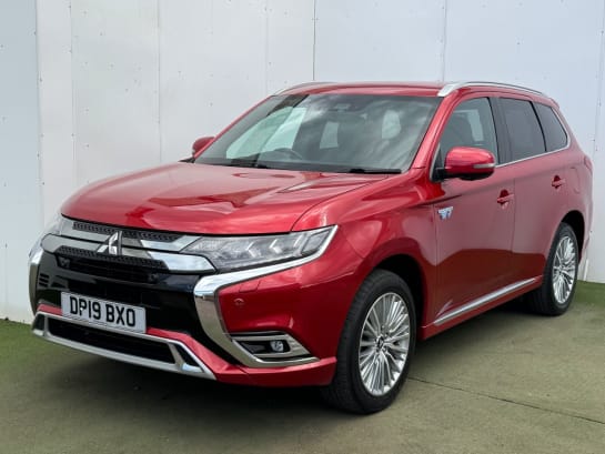A null MITSUBISHI OUTLANDER 2.4h TwinMotor 13.8kWh 5hs SUV 5dr Petrol Plug-in Hybrid CVT 4WD Euro 6 (s/