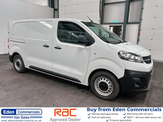 A null VAUXHALL VIVARO-E 3100 75kWh Dynamic Panel Van 6dr Electric Auto L1 H1 (7.4kW Charger) (136 p