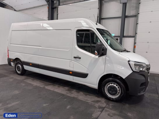 A null RENAULT MASTER 2.3 dCi 35 Business FWD LWB Medium Roof Euro 6 RENAULT WARRANTY NOV 2025