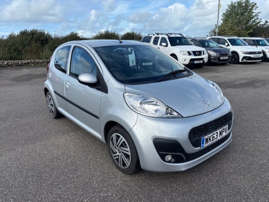 A null PEUGEOT 107 1.0 12V Active Hatchback 5dr Petrol Manual Euro 5 (68 ps)