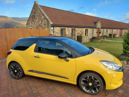 A 2016 DS DS 3 BLUEHDI ELEGANCE S/S