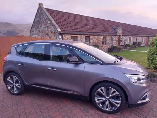 A 2017 RENAULT SCENIC 1.5 Dynamique Nav dCi 110