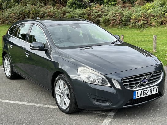 A null VOLVO V60 2.0 D4 SE Nav Estate 5dr Diesel Geartronic Euro 5 (s/s) (163 ps)