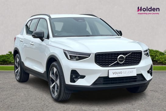 A null VOLVO XC40 2.0 B4 MHEV Plus SUV 5dr Petrol Hybrid DCT Auto Euro 6 (s/s) (197 ps)