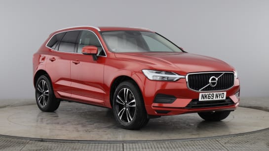 A 2019 VOLVO XC60 T4 EDITION