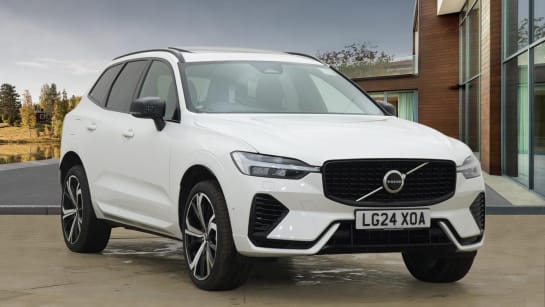 A null VOLVO XC60 2.0h T8 Recharge 18.8kWh Ultimate Dark SUV 5dr Petrol Plug-in Hybrid Auto AWD Euro 6 (s/s) (455 ps)
