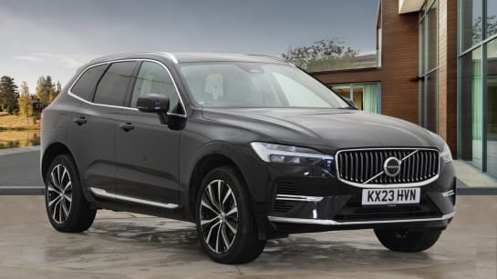 A 2023 VOLVO XC60 RECHARGE T8 ULTIMATE AWD
