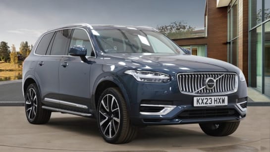 A 2023 VOLVO XC90 RECHARGE T8 ULTIMATE AWD