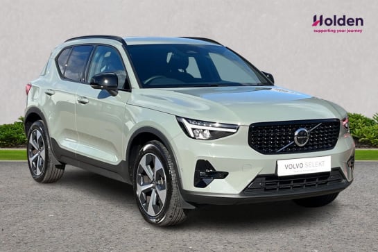 A null VOLVO XC40 2.0 B4 MHEV Plus SUV 5dr Petrol Hybrid DCT Auto Euro 6 (s/s) (197 ps)