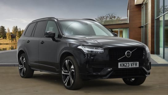 A 2023 VOLVO XC90 RECHARGE T8 ULTIMATE AWD