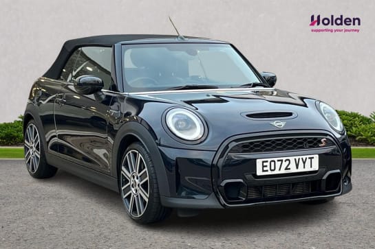 A null MINI CONVERTIBLE 2.0 Cooper S Exclusive Convertible 2dr Petrol Steptronic Euro 6 (s/s) (178 ps)