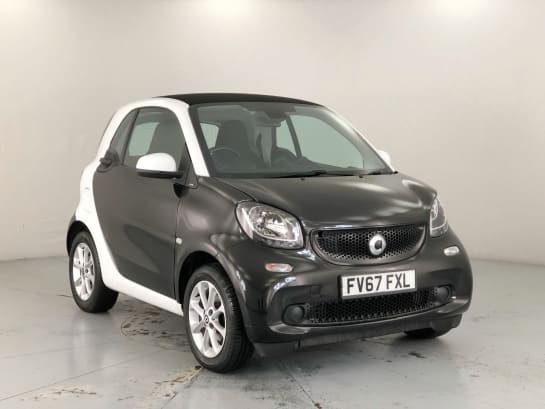 A 2017 SMART FORTWO COUPE PASSION