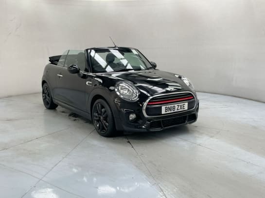 A null MINI CONVERTIBLE 1.5 COOPER 2d AUTO 134 BHP [JCW SPORTS PACK. PARKING CAMERA]