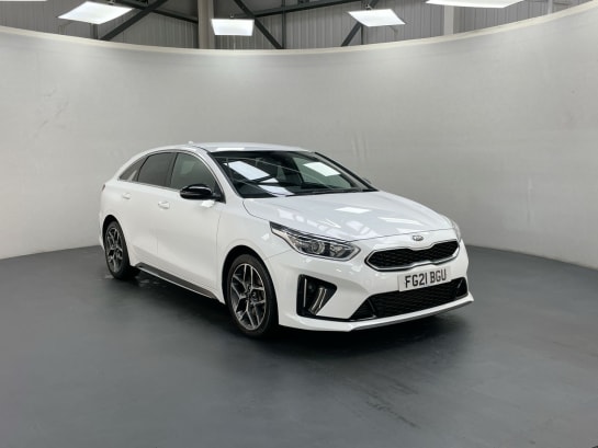 A null KIA PROCEED 1.5 GT-LINE ISG 5d AUTO 158 BHP [SAT NAV. PARKING CAMERA]