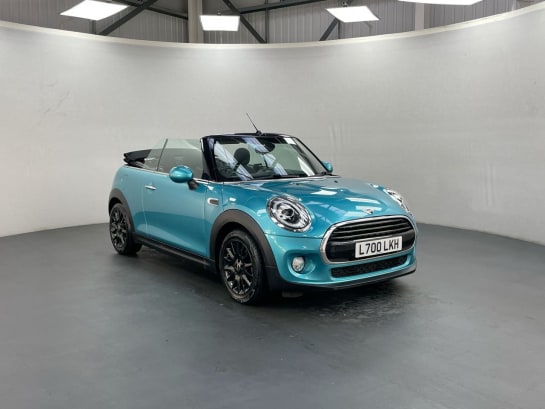 A null MINI CONVERTIBLE 1.5 COOPER 2d 134 BHP DAB TUBER + AIR CON