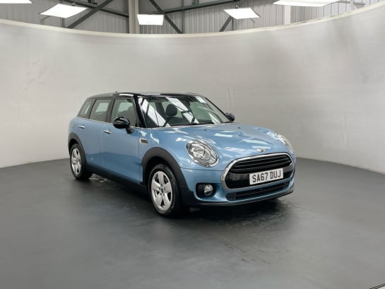 A null MINI CLUBMAN 1.5 COOPER 5d 134 BHP [SAT NAV. PARKING SENSORS]