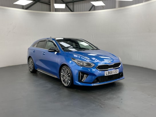 A null KIA PROCEED 1.4 GT-LINE S ISG 5d AUTO 139 BHP - PAN ROOF, SAT NAV, PRIVACY