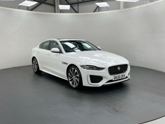 A null JAGUAR XE 2.0 R-DYNAMIC HSE 4d AUTO 247 BHP REAR CAMERA, CRUISE CONTROL