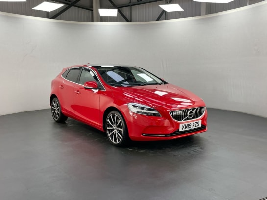 A null VOLVO V40 2.0 D3 INSCRIPTION EDITION 5d AUTO 148 BHP REAR PARK CAMERA, PARKING SENSOR