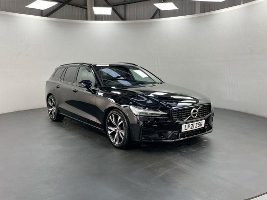 A null VOLVO V60 2.0 B3 R-DESIGN MHEV 5d AUTO 161 BHP HEATED FRONT SEATS, REAR CAMERA