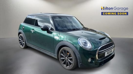 A null MINI HATCH 2.0 Cooper SD Hatchback 3dr Diesel Manual Euro 6 (s/s) (170 ps) HEATED FRON