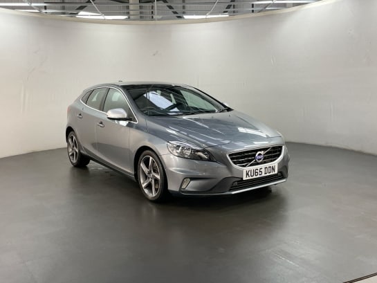 A null VOLVO V40 2.0 D2 R-Design Nav Hatchback 5dr Diesel Manual Euro 6 (s/s) (120 ps) PAN R