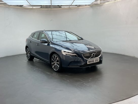A null VOLVO V40 2.0 D2 Inscription Hatchback 5dr Diesel Auto Euro 6 (s/s) (120 ps)