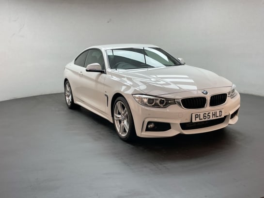 A null BMW 4 SERIES 2.0 420i M Sport Coupe 2dr Petrol Auto Euro 6 (s/s) (184 ps) 18" ALLOY WHEE