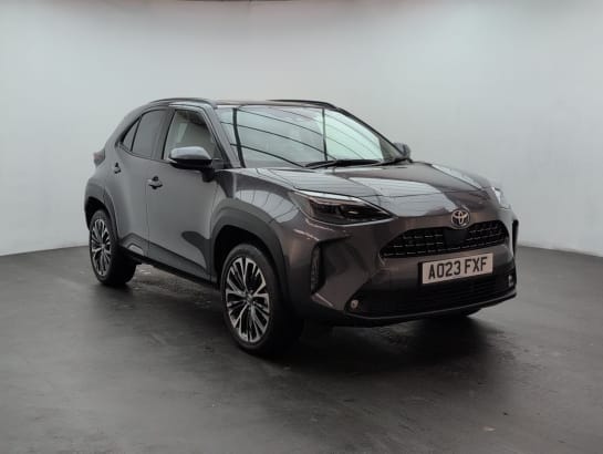 A null TOYOTA YARIS CROSS 1.5 VVT-h Excel SUV 5dr Petrol Hybrid E-CVT Euro 6 (s/s) (116 ps) - Parking
