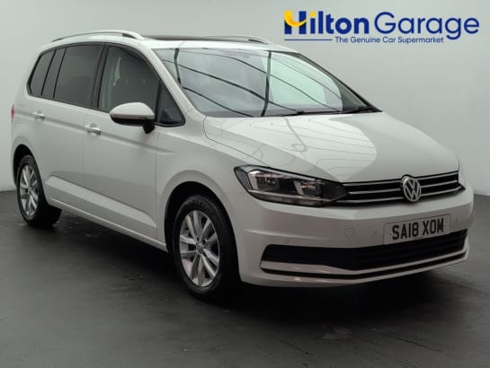 A null VOLKSWAGEN TOURAN 2.0 TDI SE Family MPV 5dr Diesel DSG Euro 6 (s/s) (150 ps) PAN ROOF + PARKI