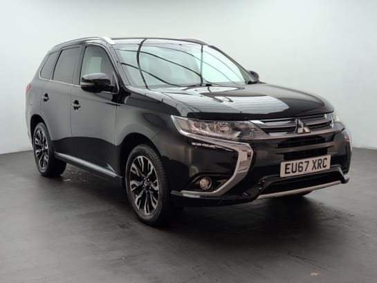 A 2017 MITSUBISHI OUTLANDER PHEV 4H