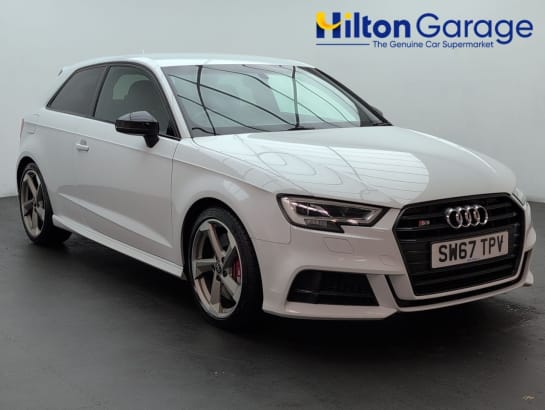 A null AUDI S3 2.0 TFSI Black Edition Hatchback 3dr Petrol S Tronic quattro Euro 6 (s/s) (