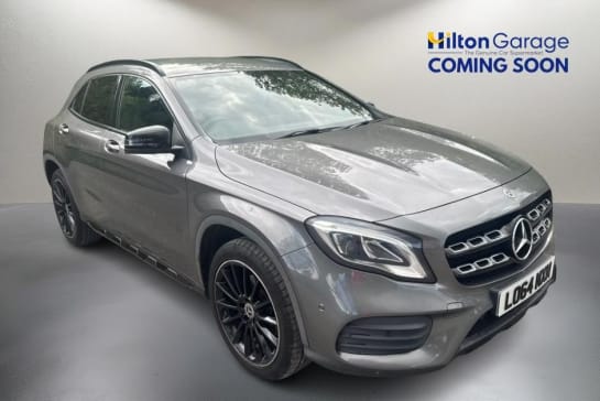 A null MERCEDES-BENZ 180 2.1 GLA220d AMG Line (Premium) SUV 5dr Diesel 7G-DCT 4MATIC Euro 6 (s/s) (1