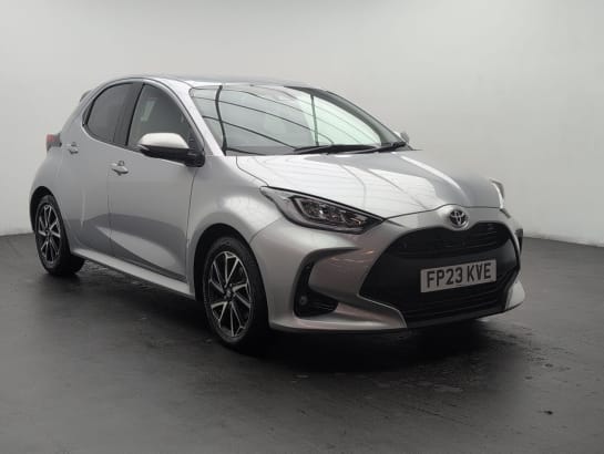 A null TOYOTA YARIS 1.5 VVT-h Design Hatchback 5dr Petrol Hybrid E-CVT Euro 6 (s/s) (116 ps) -
