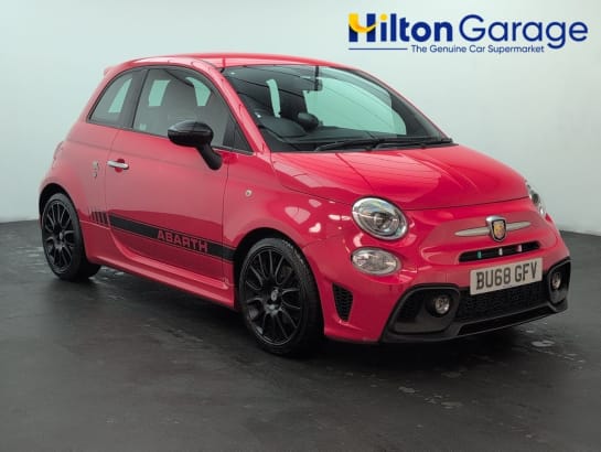 A null ABARTH 595 1.4 T-Jet Trofeo Hatchback 3dr Petrol Manual Euro 6 (160 bhp) - Apple CarPl