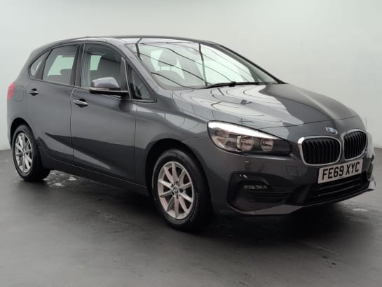 A null BMW 2 SERIES ACTIVE TOURER 2.0 220d SE MPV 5dr Diesel Auto Euro 6 (s/s) (190 ps) 16" ALLOYS+HEATED STE