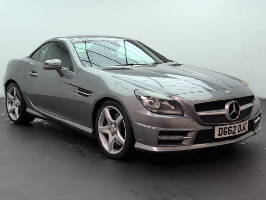 A null MERCEDES-BENZ SLK 1.8 SLK200 BlueEfficiency AMG Sport Convertible 2dr Petrol G-Tronic+ Euro 5