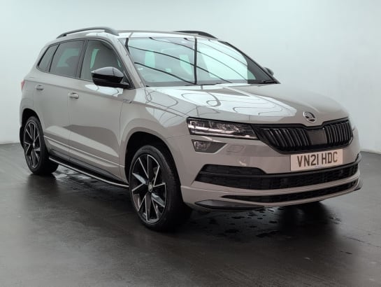 A null SKODA KAROQ 2.0 TDI SportLine SUV 5dr Diesel DSG 4WD Euro 6 (s/s) (150 ps) - ALLOY, CRU