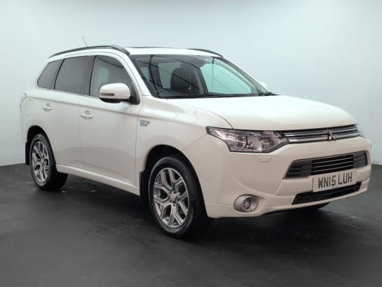 A null MITSUBISHI OUTLANDER 2.0h 12kWh GX4hs SUV 5dr Petrol Plug-in Hybrid CVT 4WD Euro 5 (s/s) (200 ps